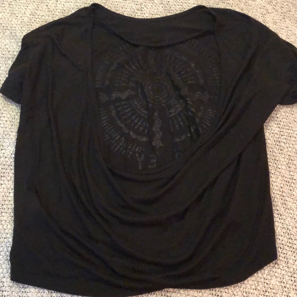 Obey black box crop T-shirt with scoop back size S - Picture 2 of 2